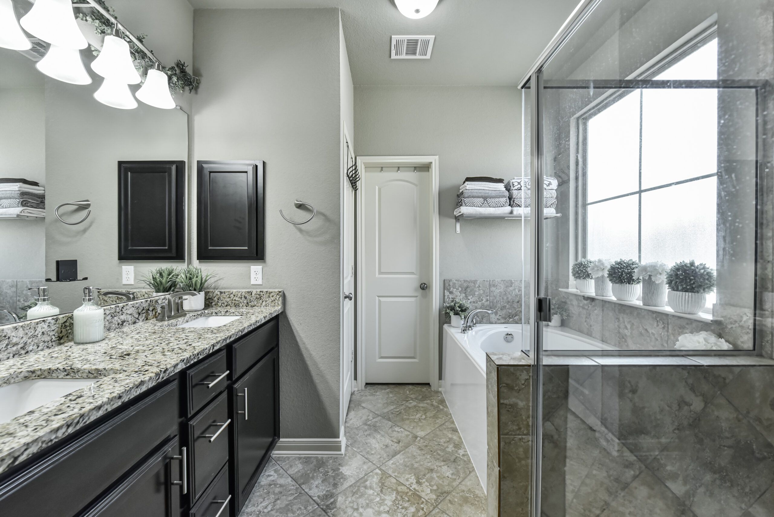 Your Home Sold Guaranteed Realty - The Salas Team