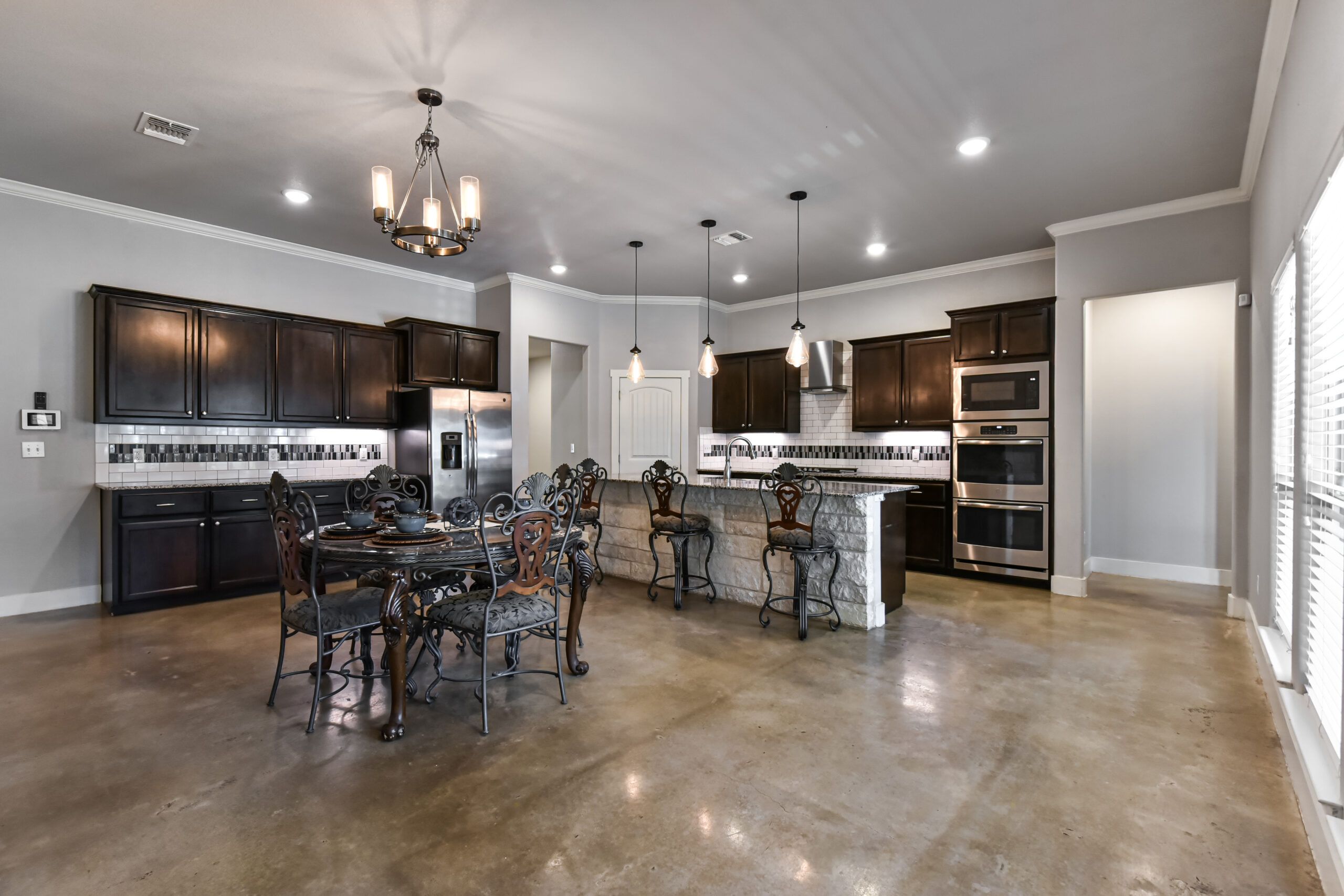 Your Home Sold Guaranteed Realty - The Salas Team