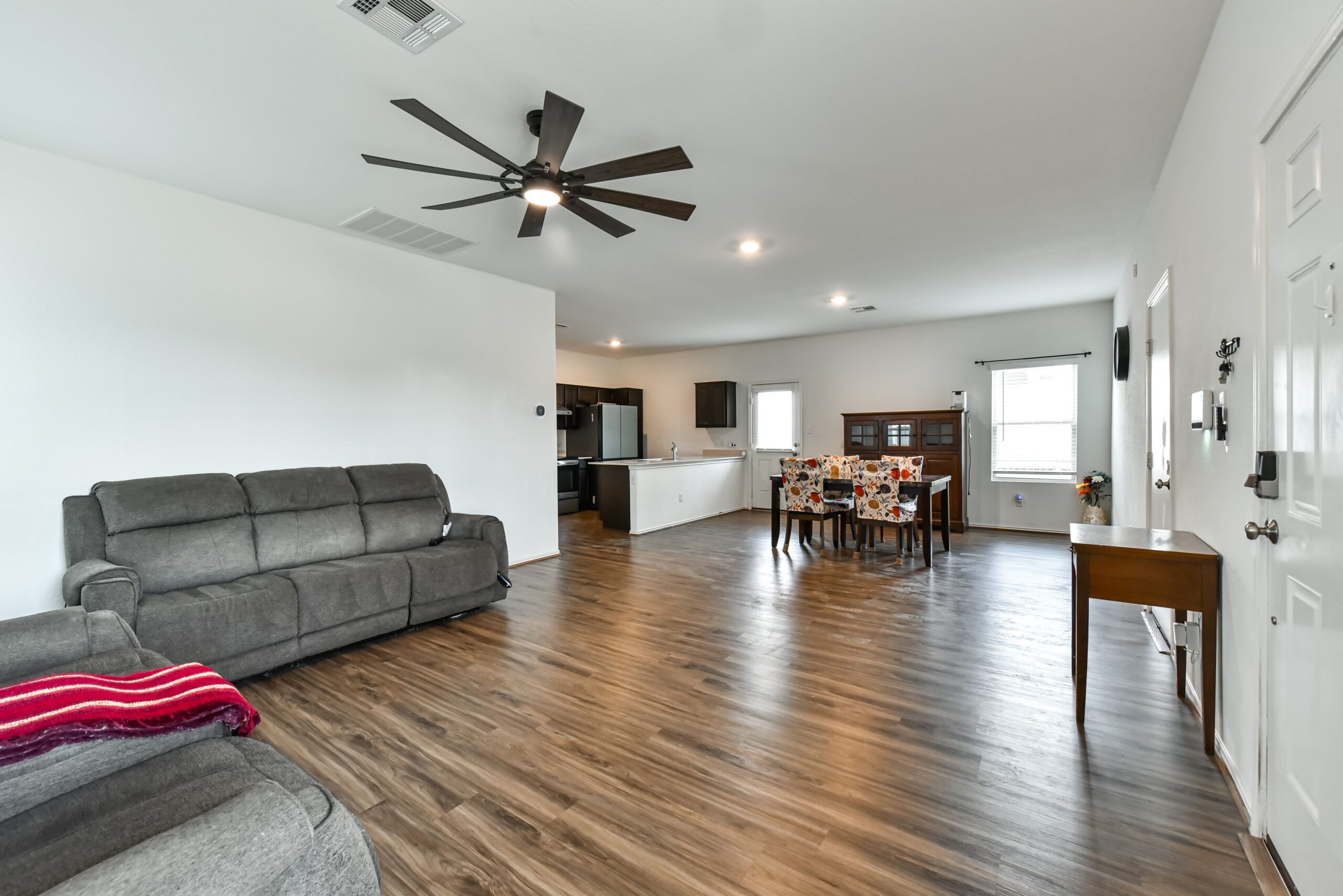 Your Home Sold Guaranteed Realty - The Salas Team