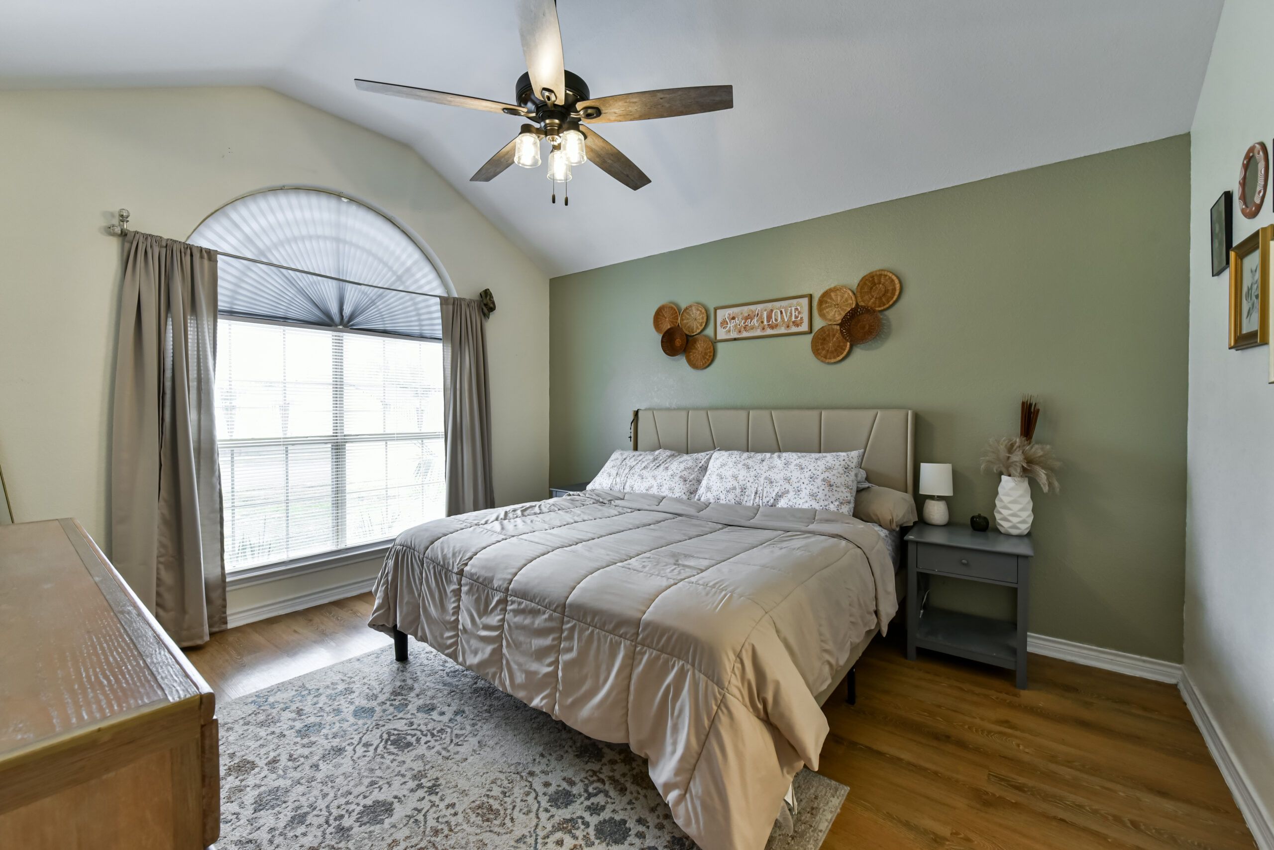 Your Home Sold Guaranteed Realty - The Salas Team