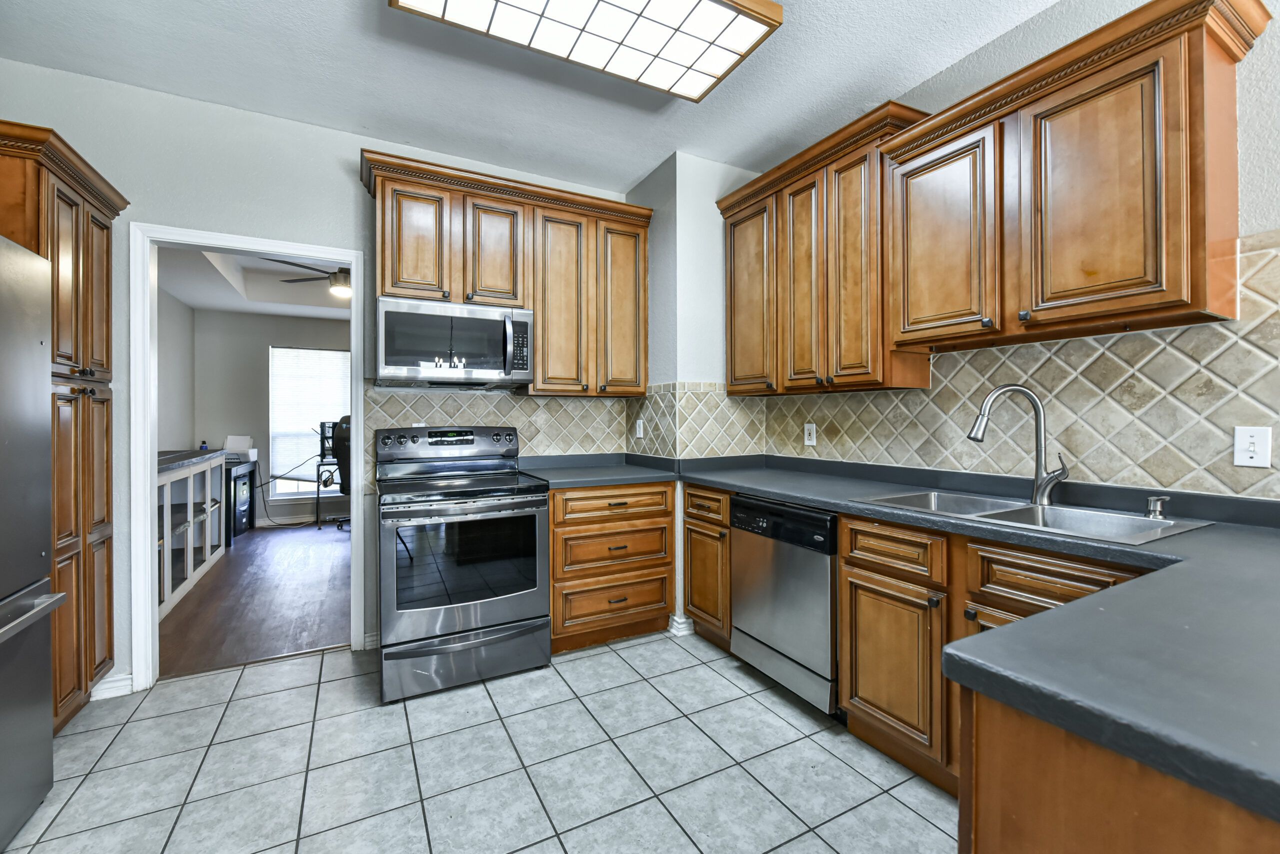 Your Home Sold Guaranteed Realty - The Salas Team