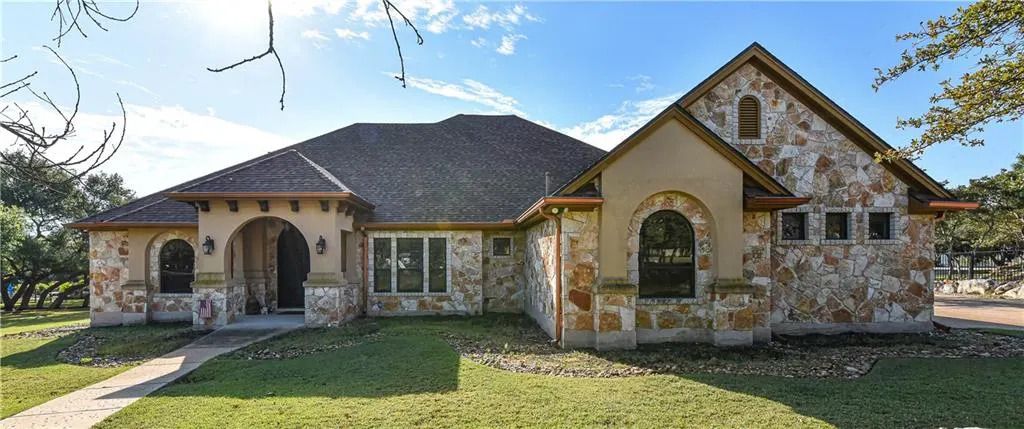 Luxury Homes for Sale in Round Rock, TX